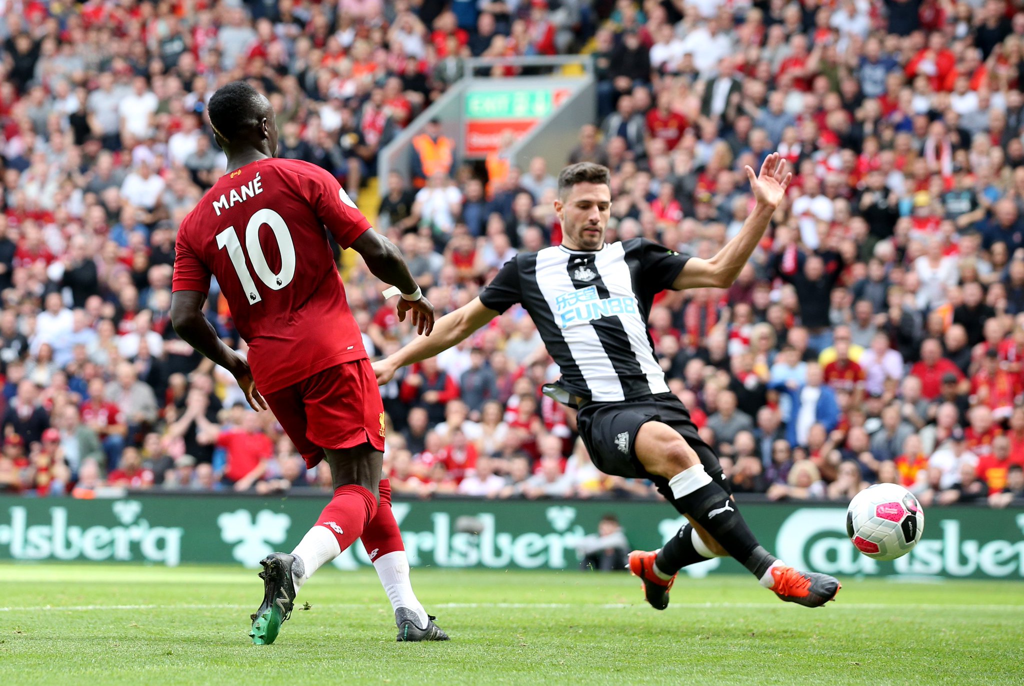 他坚持观看 他坚持观看